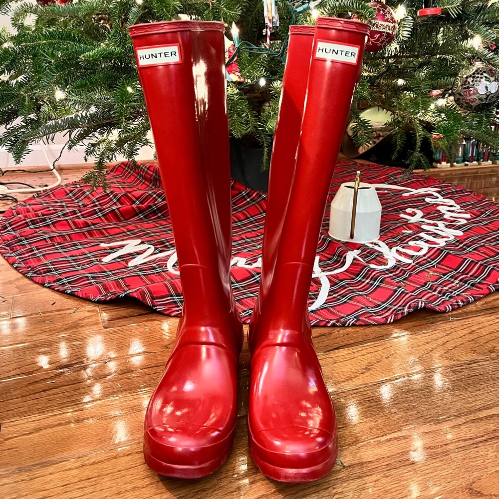 Women’s Hunter Glossy Red Tall Rain Boots
